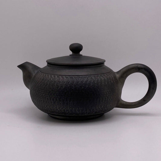 Master Lin's Hand-thrown Knifed Smoked Black Clay Feng Gu Tea Pot 150ml 